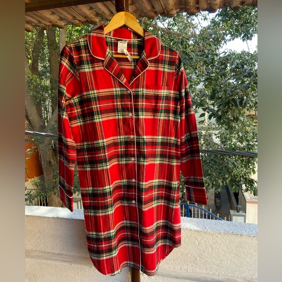 Lands End  Flannel Pajama Set.Size - XL - Picture 8 of 17